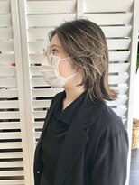 チル(CHILL)&nbsp;【Meg】大人可愛い×スウィング×レイヤーボブ