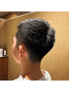 メンズレオ(Men’s LEO) 楽に決まる短めスタイル