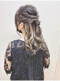 飾りがなくても可愛い // 愛されハーフアップ × ねじり編み込み