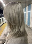 パールグレー