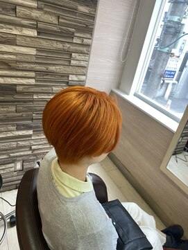 アロ 調布店(ARO) ダブルカラー・ハイトーンカラー・ケアブリーチ・オレンジ