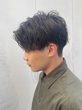 ナンバー ジェミカ 札幌(N° jemica) メンズアッシュブラックカルマパーマ爽やかセンターパート韓国