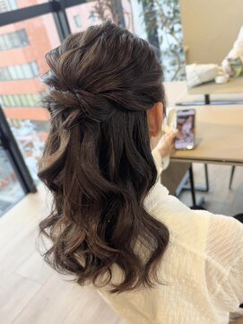 ケファ(Kepa) ふわふわハーフアップ