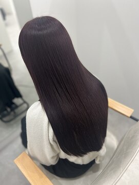 モモ(momo) くびれミディアム_ピンクブラウン切りっぱなしボブ