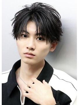 オーシャントーキョーウエスト 心斎橋 (OCEAN TOKYO WEST) シャギーフェザーパーマセンターパート