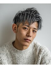 フェイムズ(FAMES)&nbsp;クールに決まる無造作グレージュショート