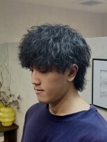 シーン(seen.) マッシュウルフ×縮毛パーマ