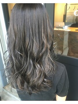 オリ(oli) 外国人風バレイヤージュグラデーションカラーラベンダーアッシュ