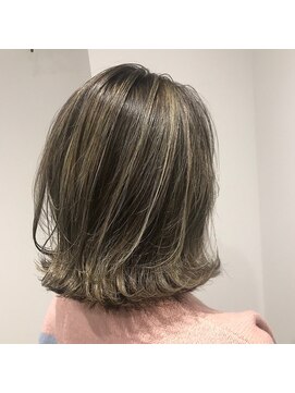ボタニウムドットハイクバイアールサロン(BOTANIUM.Hk by Rr SALON) 【BOTANIUM.Hk by Rr SALON 東刈谷】半個室/イメチェン/前髪