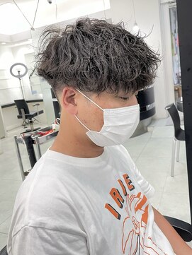 ネクスト 静岡店(NEXT) 【NEXT shizuoka 竹田】高め刈り上げ×波巻パーマ