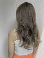 エイル 西梅田(eyl)&nbsp;裾カラー × オリーブベージュ☆