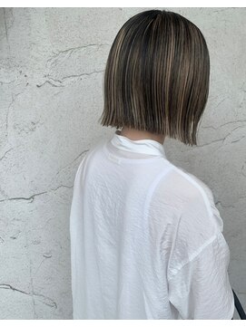 ダブル(W) ハイライト★ミニボブ