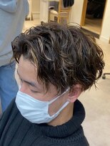 ネオリーブ クーロ メゾン 横浜(Neolive curro Maison)&nbsp;波巻きスパイラル×ツイストパーマ[メンズ]