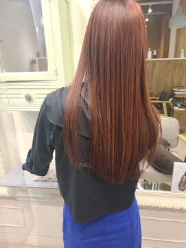 レスタ(ReSTA.) 赤髪ロングヘア