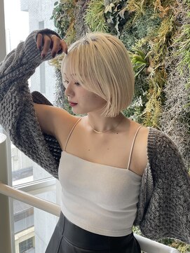 アリエッタ ギンザツー(ARIETTA GINZA2) aRietta執印＊ハイトーンカラー×切りっぱなしボブ