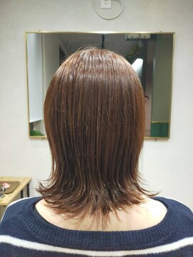 ソイロ(Soilo) 外ハネ×艶カラー