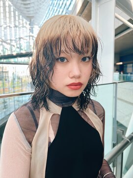 トゥコ(tuco) ルーツカラー　フェイスレイヤー　ブロンドヘア