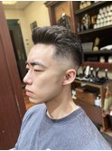 MEN'Sミドルスキンフェードハードパートオールバック