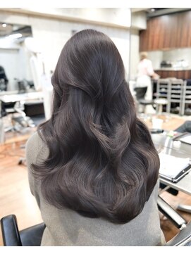 サイン 渋谷(SIGN) ザクザクレイヤーカット巻き方簡単ミディアムロング韓国表参道