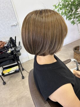 ラヴィリス バイ レム(Raviliss by rem) 白髪ぼかし/ハイトーン/髪質改善/縮毛矯正/美髪/艶髪/