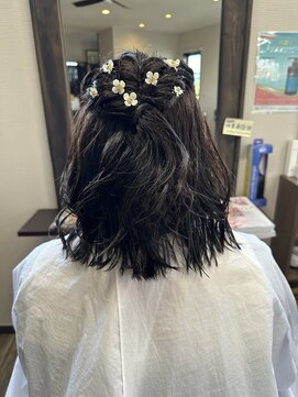 美容室クロシュ ハーフアップ