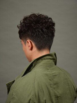 クレオ ヘア デザインアンドリラクゼーション(creo) 刈り上げ＋くせ風パーマ