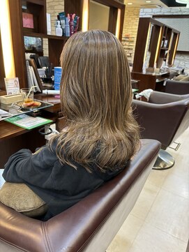 ソレイユ(soleil) 脱白髪染め、白髪ぼかしハイライト