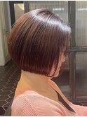 大人女性　丸さのあるボブ