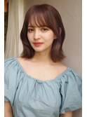 ナチュラル顔周りに外ハネミディアムヘア表参道脇山夏帆