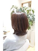 くびれ外はねスタイル