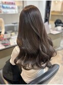 韓国ヘアロングレイヤーカットミルクティーベージュ前髪カット