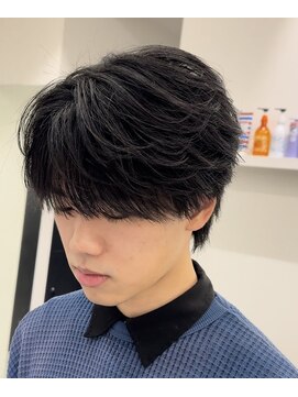 オーシャントーキョーオーバー 渋谷(OCEAN TOKYO OVER) 韓国ヘアニュアンスコンマバングセンターパートフェザーパーマ