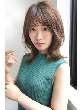 ルエ(rue) 抜け感が大人可愛い小顔ミルクティーベージュ×ワンカール外はね