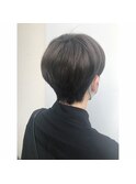 オリーブグレージュ