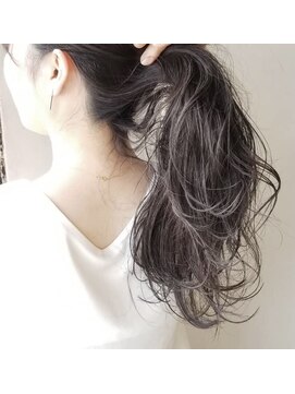 エミュー(emu by Amitie) ハイライト×クリーミーベージュ