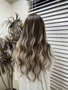 アンク クロス 関内店 デザインハイライトエクステ！【AOI】