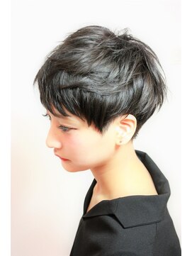 ヘア デザイン リスク(HAIR DESIGN RISK) 【RISK 高橋勇太】三鷹 カットが上手い 黒髪ベリーショート