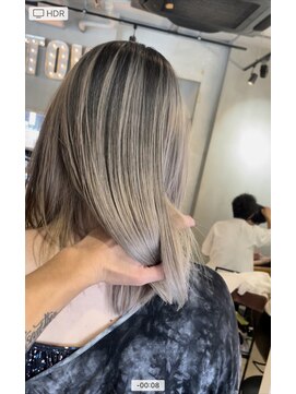 サンタウン(SUN TOWN) NISHIバレイヤージュ