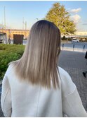ケアブリーチダブルカラーで叶えるミルクティーベージュ