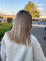 シェノン 近鉄奈良店(CHAINON)&nbsp;ケアブリーチダブルカラーで叶えるミルクティーベージュ