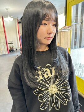 ナービス(NARVIS) ワンカールで可愛いレイヤーカット/ダークカラー