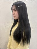 黒髪ロングストレート
