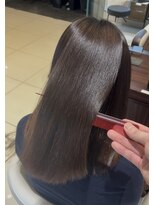 ソレ 森田店(SOLE.)&nbsp;ツヤツヤストレート、ミディアムカット