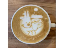 施術中にカフェのドリンクがご注文いただけます。