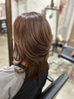 ヴィップルーム(viproom)&nbsp;ツヤ髪スタイルブルージュマッシュウルフイヤリングカラー