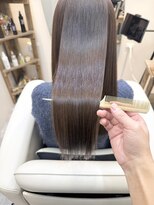 リブ(LIV)&nbsp;初めての髪質改善縮毛矯正で叶える柔らか美髪ロング