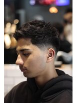 キングスマントーキョー カットクラブ 中野(KINGSMAN TOKYO CUTCLUB)&nbsp;ニュアンスパーマ/ツイストスパイラル/フェード[中野/MEN'S]