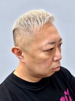 ヘアスタジオ ロメオ(hair studio Romeo) ホワイトベージュ/フェード