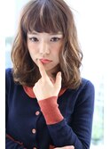 フレンチシックで無造作な抜け感スタイル