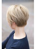 【Augusta hairdesign】外国人風マッシュショート